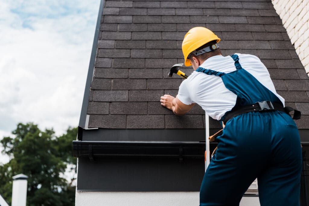 Dos and Don'ts of DIY Roof Repair