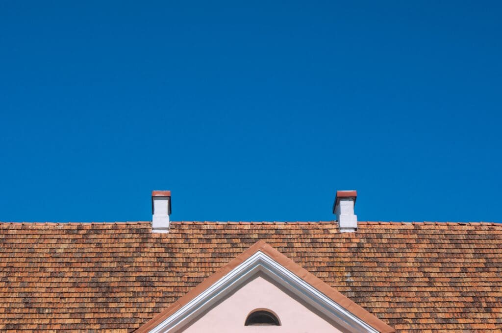Top Tips for Preparing Your Roof for Summer