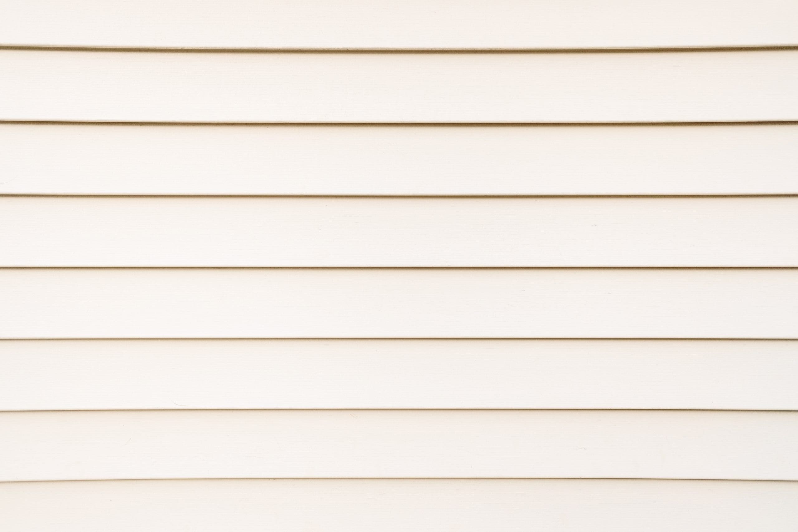 Essential Home Siding Maintenance Tips for Summer