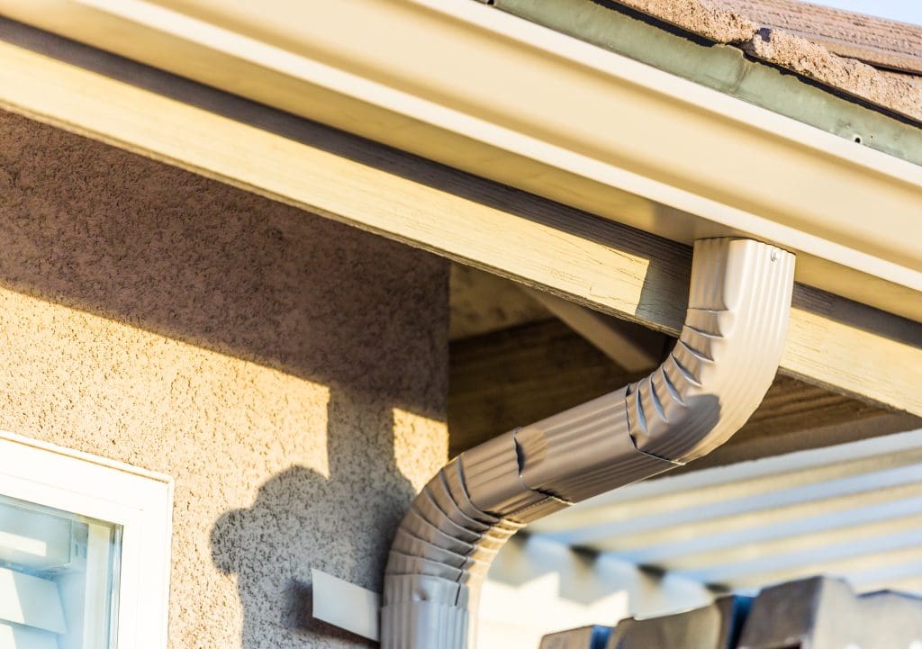 Summer Gutter Repair Tips from Martinsburg Experts