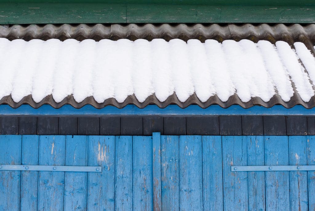 Simple Winter Home Siding Maintenance Tips