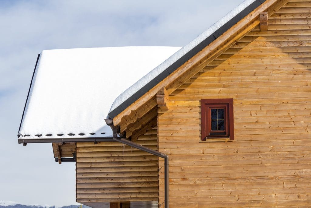 Simple Winter Home Siding Maintenance Tips