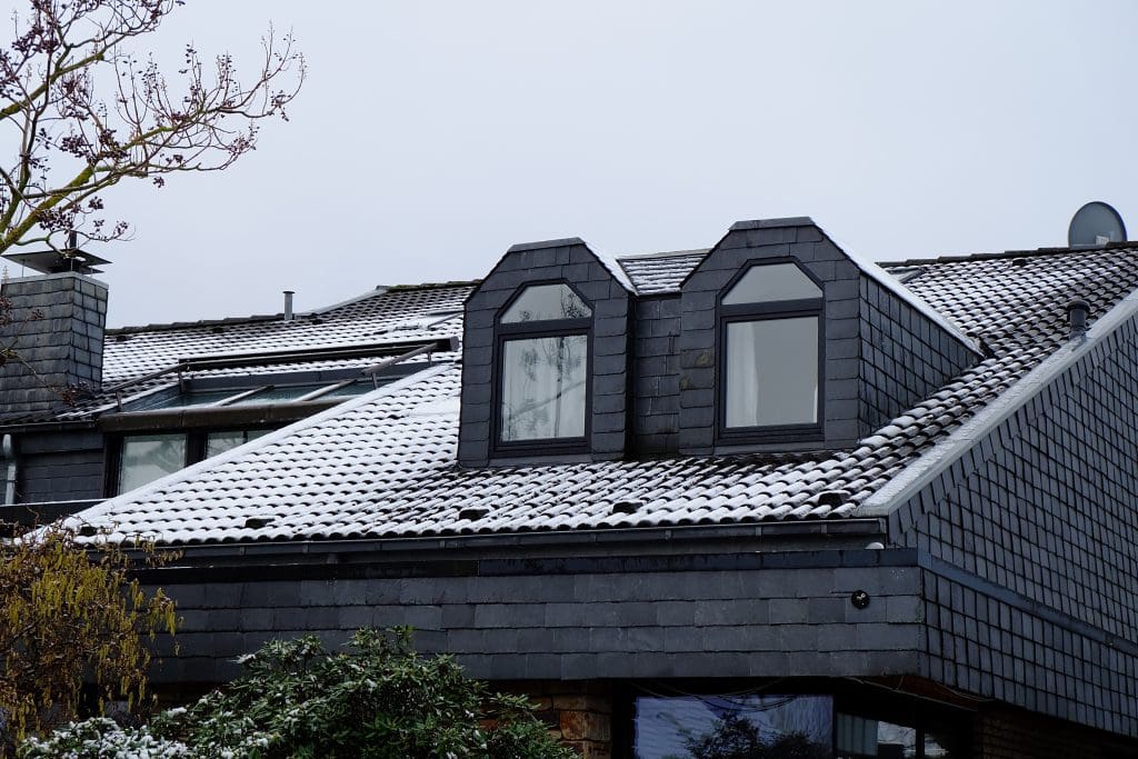 Emergency Winter Roof Repair Tips