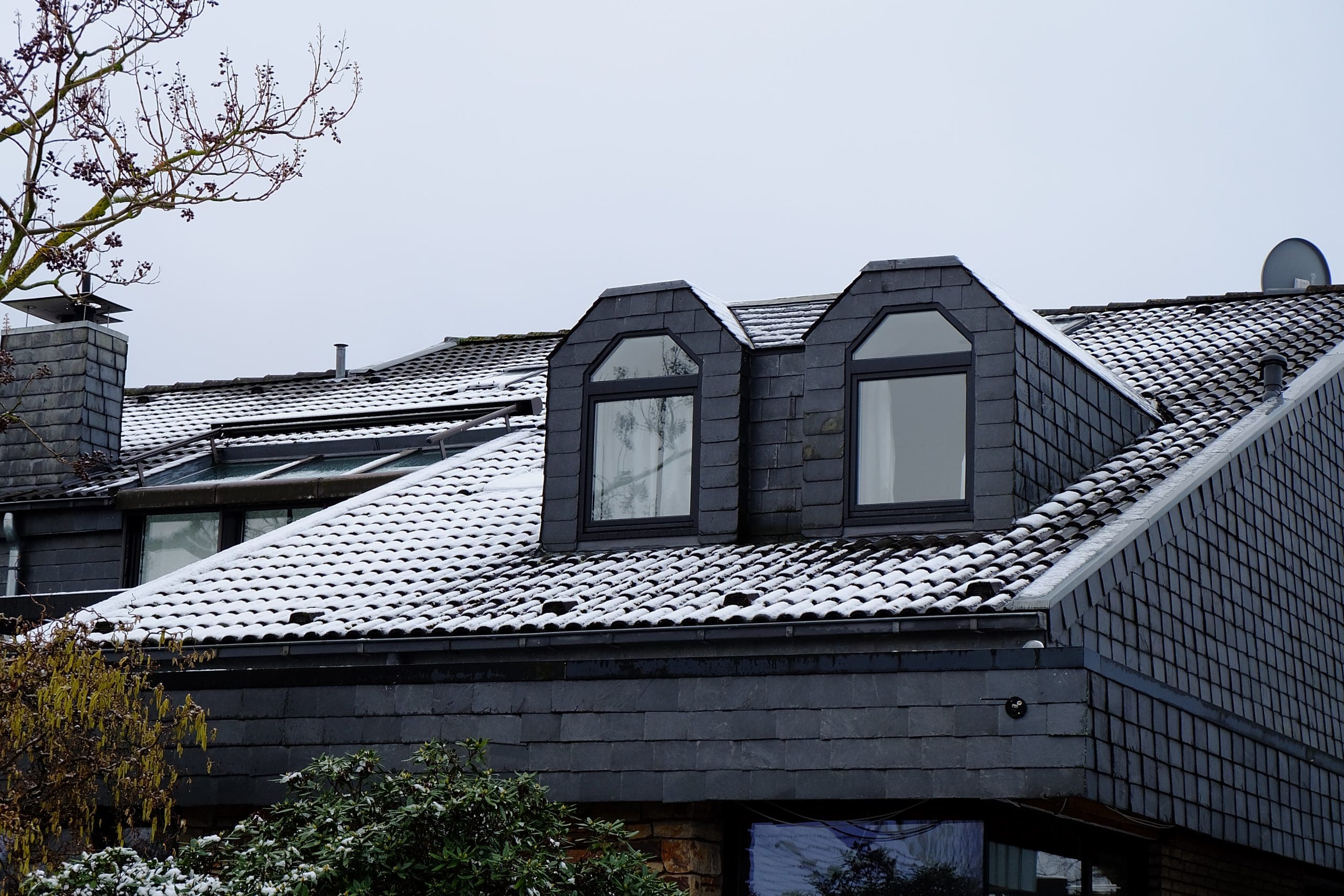 Emergency Winter Roof Repair Tips